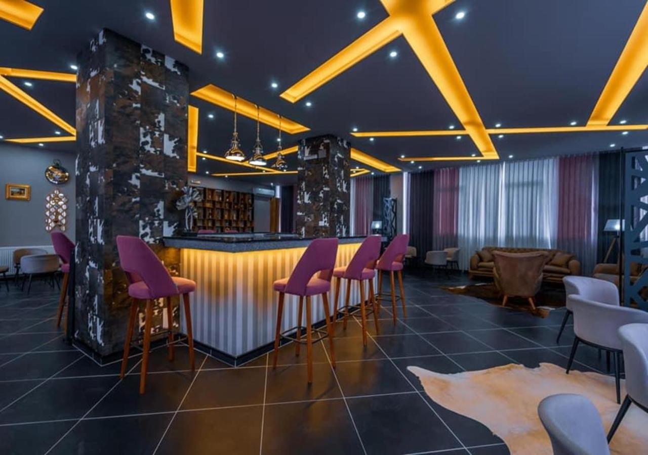 Hotel & Resort Bon Bon Suto Orizari Kültér fotó