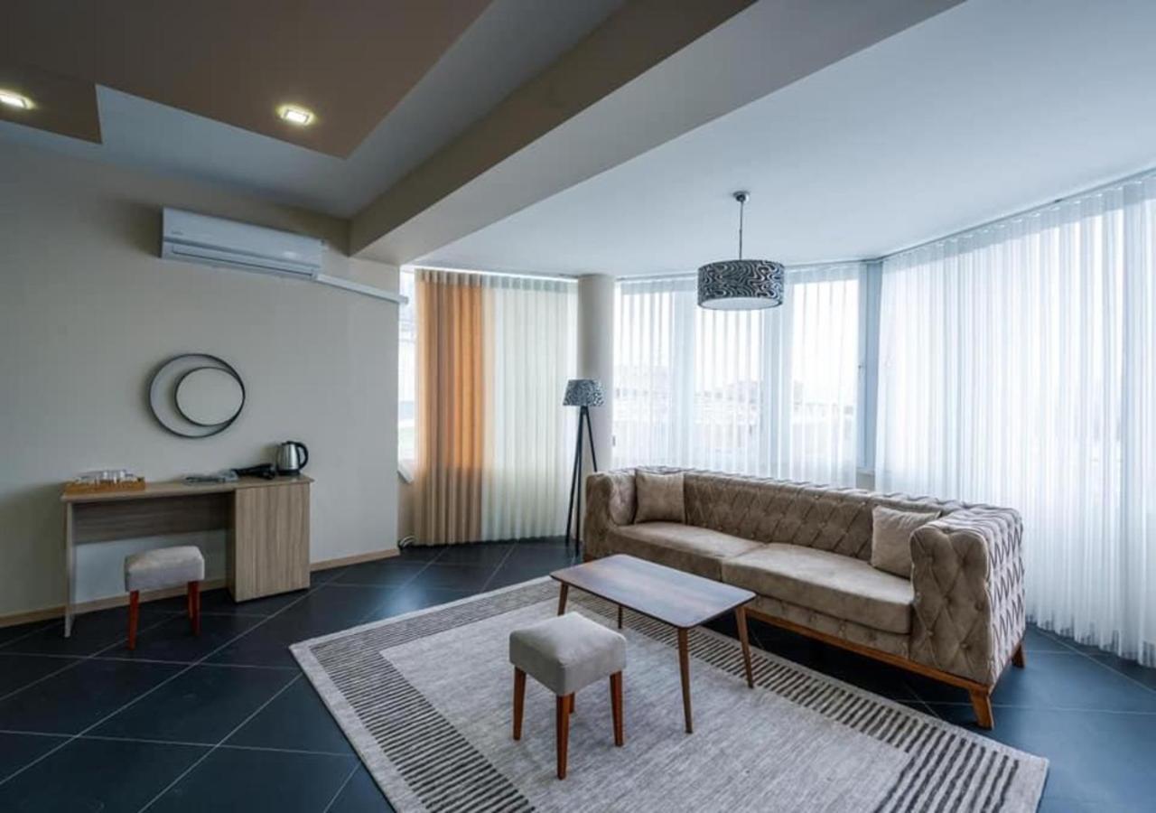 Hotel & Resort Bon Bon Suto Orizari Kültér fotó