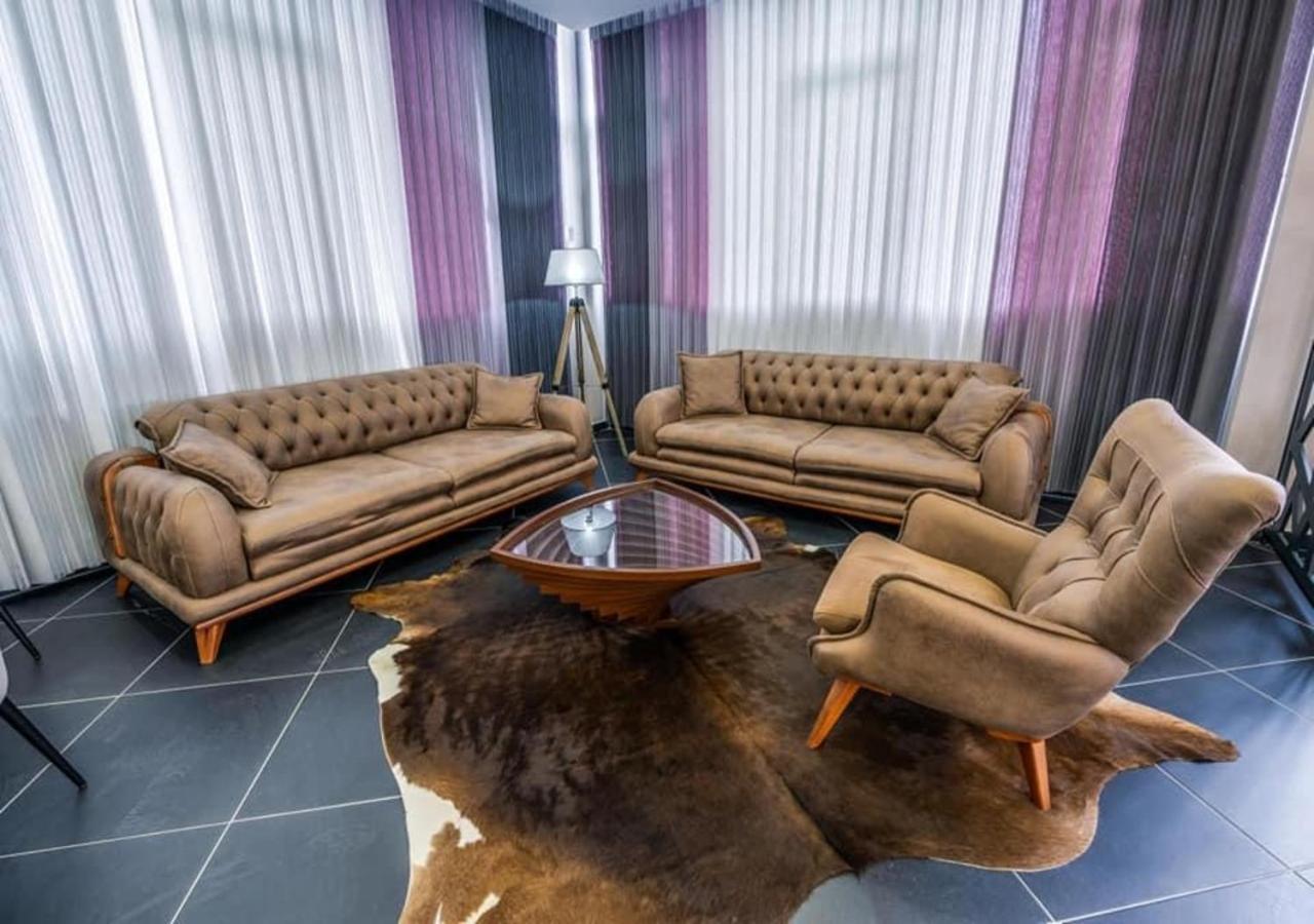 Hotel & Resort Bon Bon Suto Orizari Kültér fotó