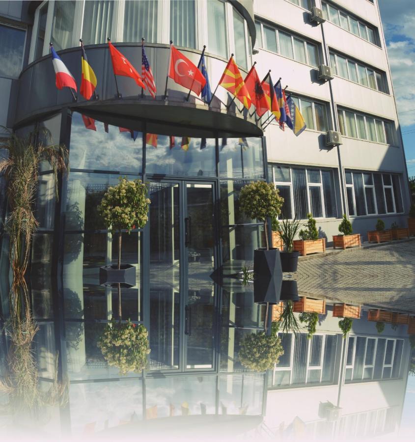 Hotel & Resort Bon Bon Suto Orizari Kültér fotó