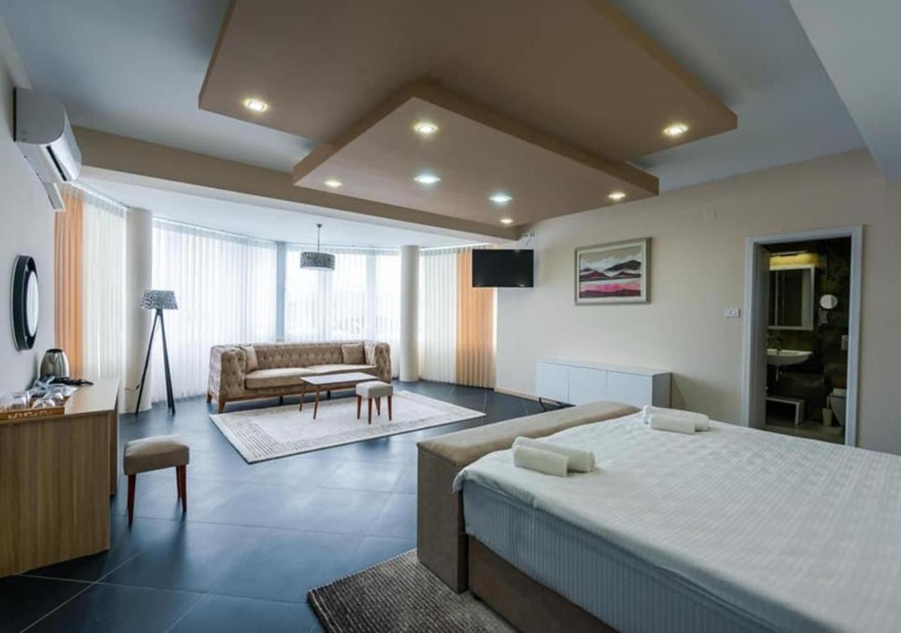 Hotel & Resort Bon Bon Suto Orizari Kültér fotó