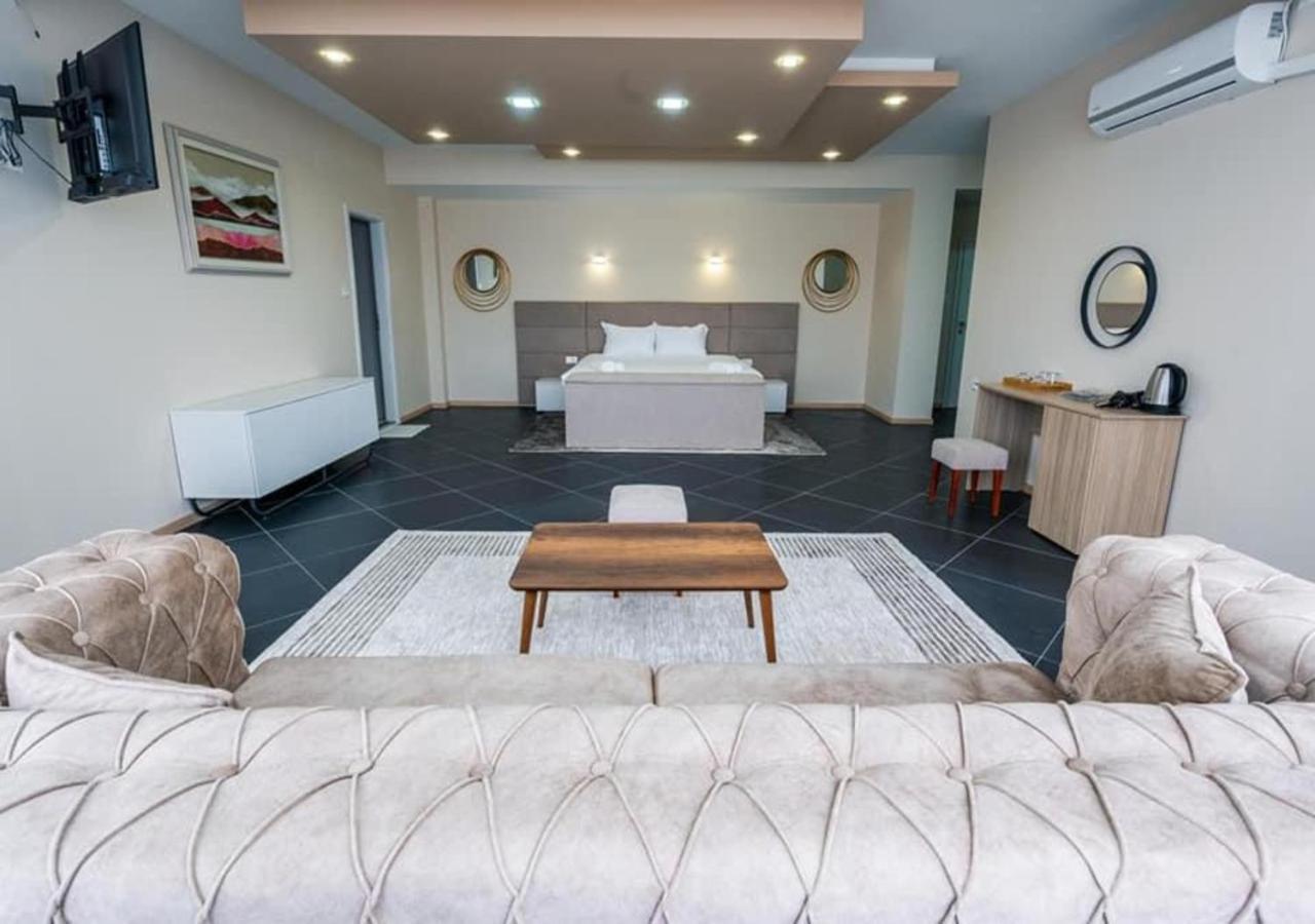 Hotel & Resort Bon Bon Suto Orizari Kültér fotó