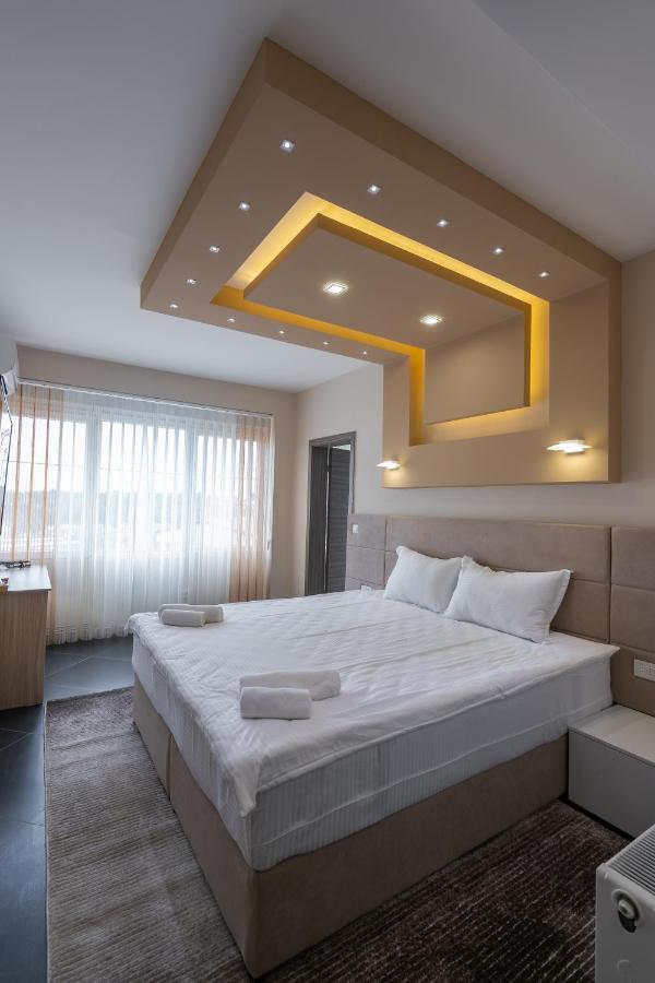 Hotel & Resort Bon Bon Suto Orizari Kültér fotó