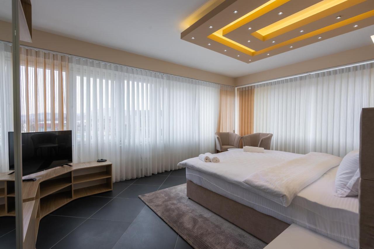 Hotel & Resort Bon Bon Suto Orizari Kültér fotó