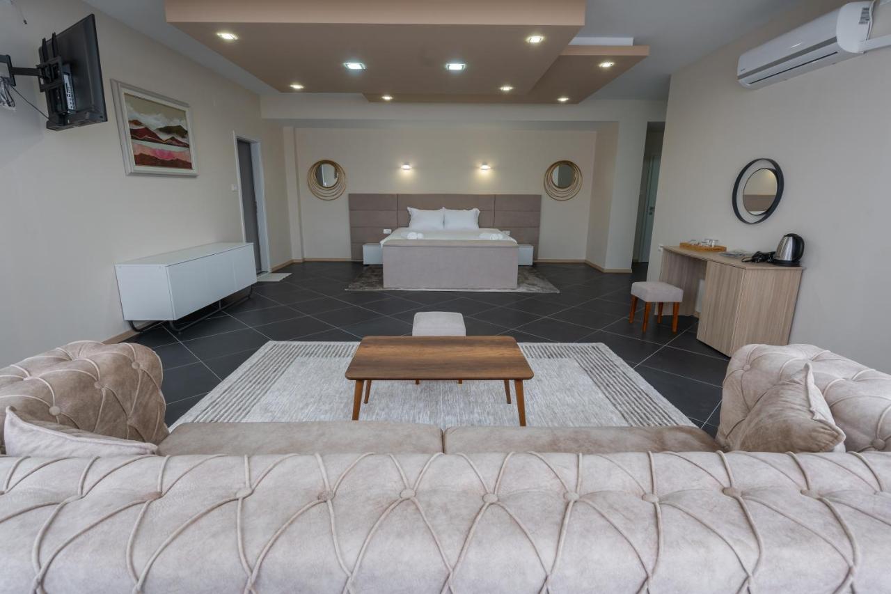 Hotel & Resort Bon Bon Suto Orizari Kültér fotó